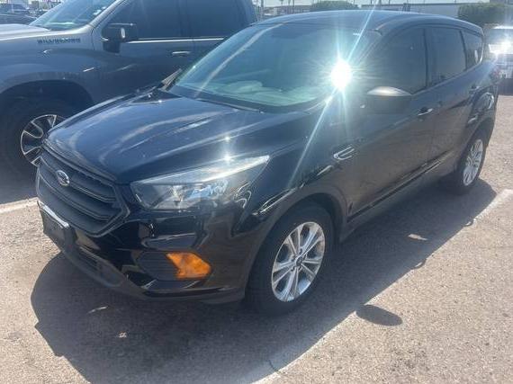 FORD ESCAPE 2019 1FMCU0F71KUA68482 image