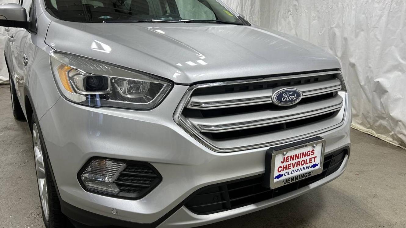 FORD ESCAPE 2019 1FMCU9J98KUA31104 image