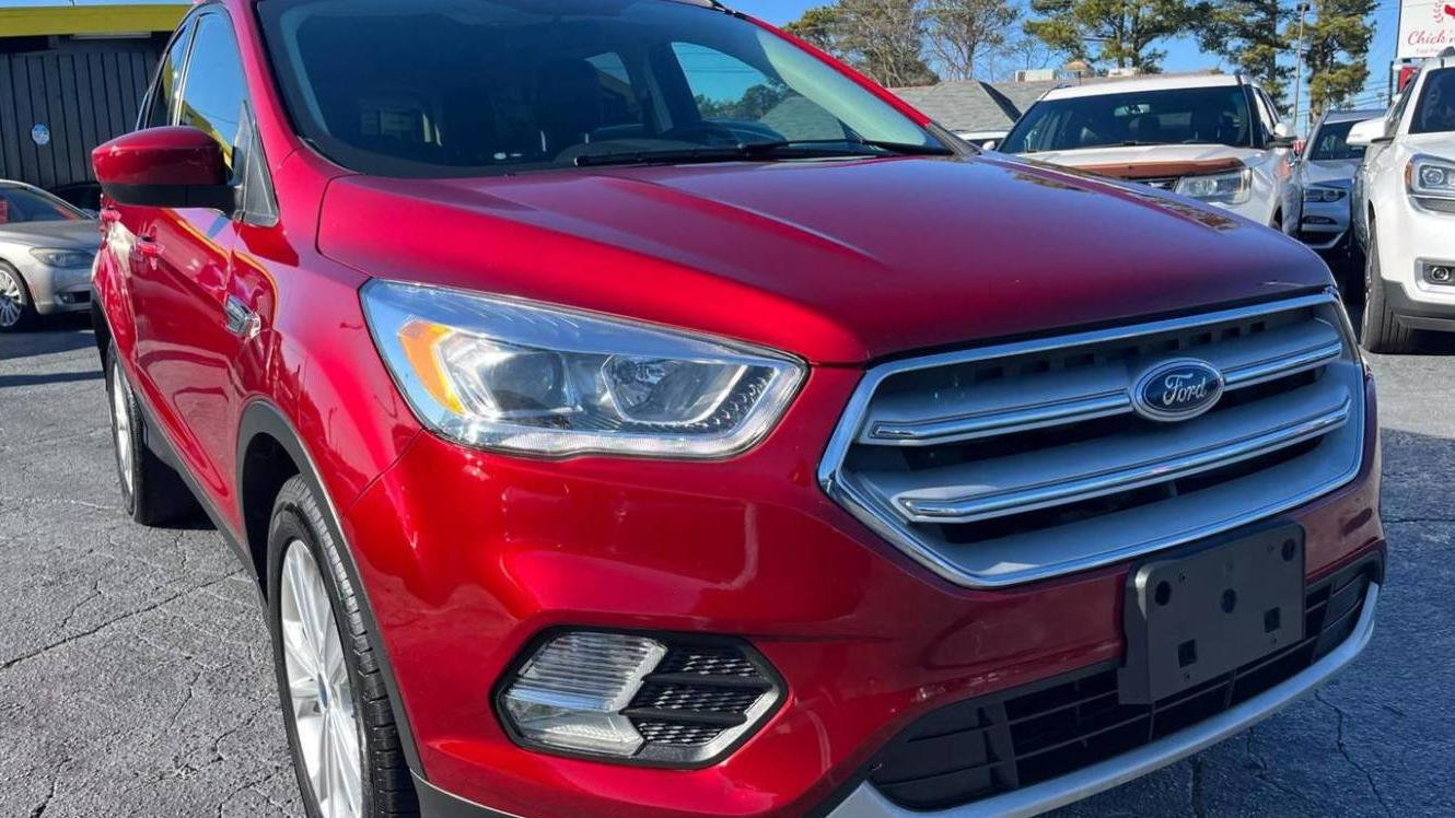 FORD ESCAPE 2019 1FMCU0HD5KUB76445 image