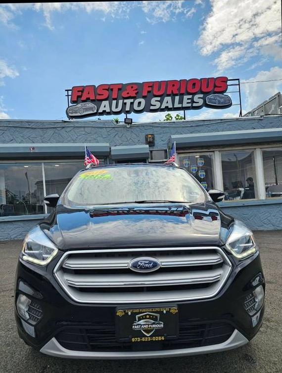 FORD ESCAPE 2019 1FMCU9J90KUB43279 image