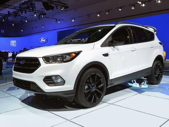 FORD ESCAPE 2019 1FMCU0F75KUA90419 image