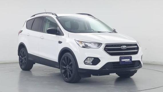 FORD ESCAPE 2019 1FMCU0GD6KUB98391 image