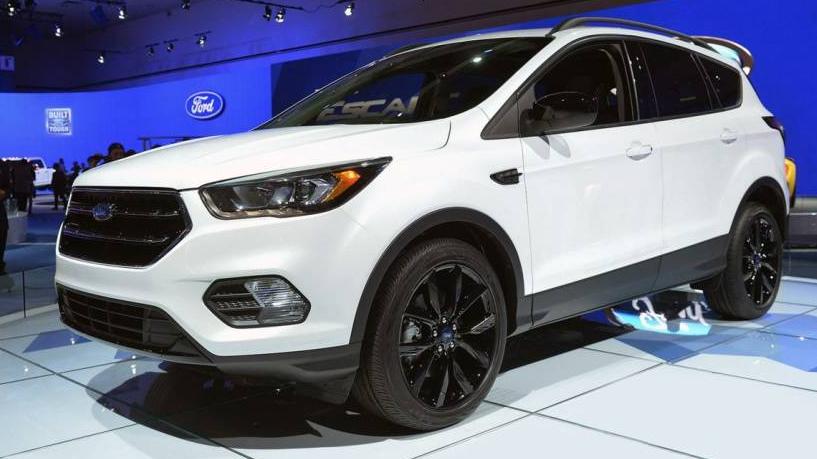 FORD ESCAPE 2019 1FMCU0GD1KUB08760 image