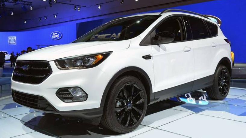 FORD ESCAPE 2019 1FMCU9J9XKUA29242 image