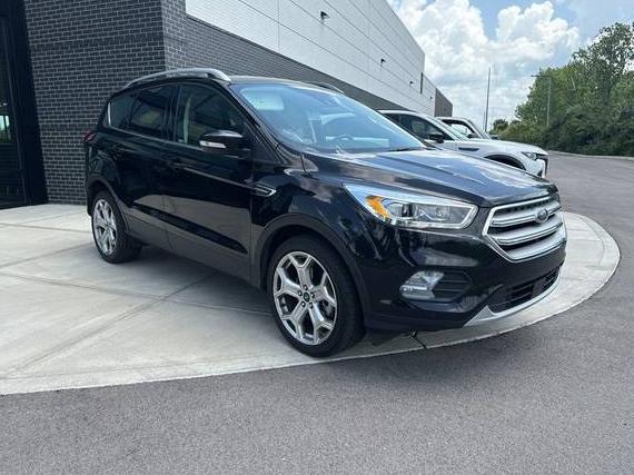 FORD ESCAPE 2019 1FMCU9J92KUB93584 image