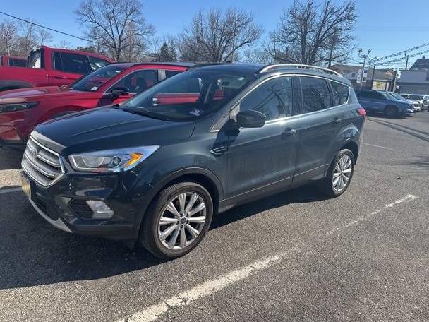 FORD ESCAPE 2019 1FMCU9HD9KUC18135 image