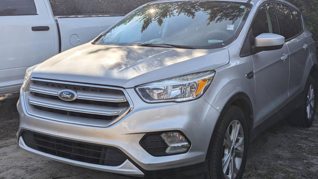 FORD ESCAPE 2019 1FMCU0GD5KUB75202 image