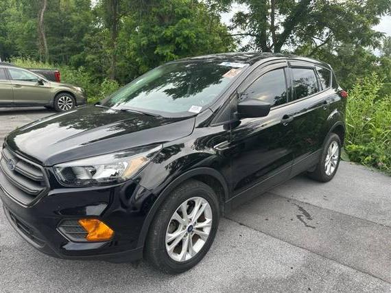 FORD ESCAPE 2019 1FMCU0F70KUA52063 image