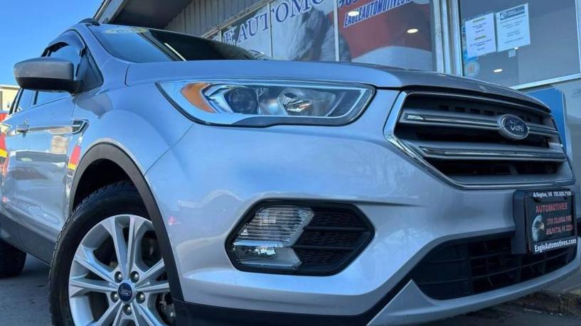 FORD ESCAPE 2019 1FMCU9HDXKUA39845 image