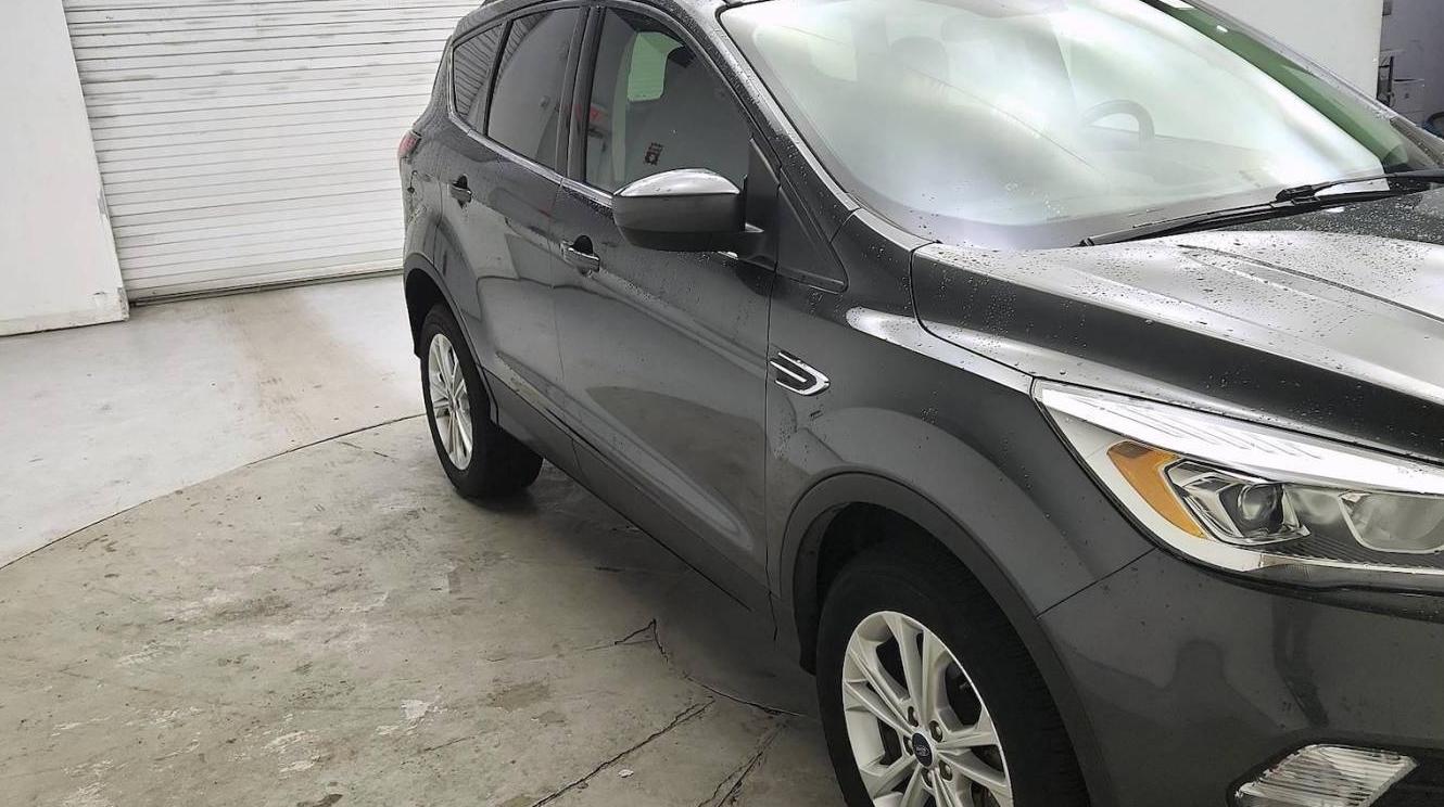 FORD ESCAPE 2019 1FMCU9HD0KUA85958 image