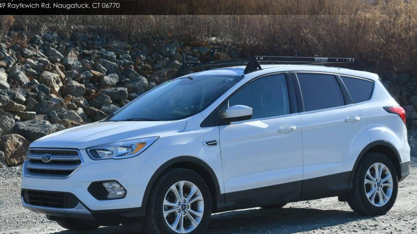 FORD ESCAPE 2019 1FMCU0GD8KUB65277 image