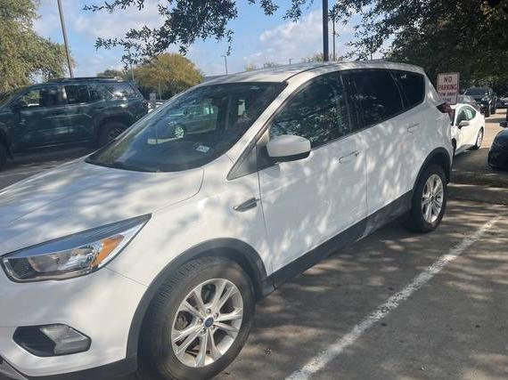 FORD ESCAPE 2019 1FMCU0GD3KUB34468 image FORD ESCAPE 2019 1FMCU0GD3KUB34468 image