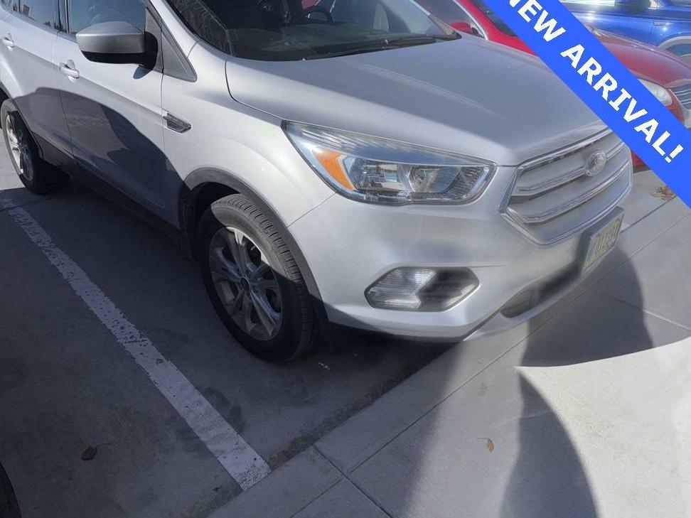 FORD ESCAPE 2019 1FMCU0GD5KUC27606 image