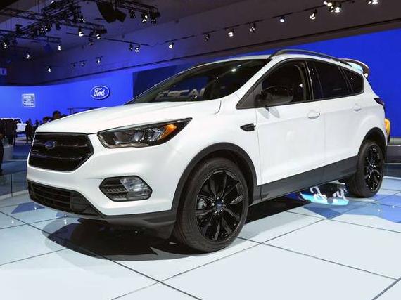FORD ESCAPE 2019 1FMCU9J90KUB63080 image