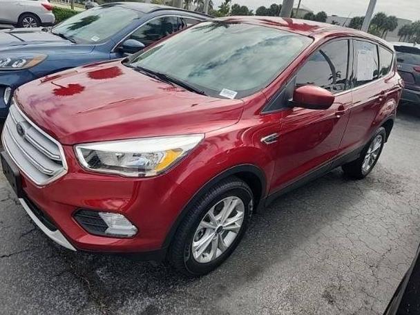 FORD ESCAPE 2019 1FMCU9G93KUB83394 image