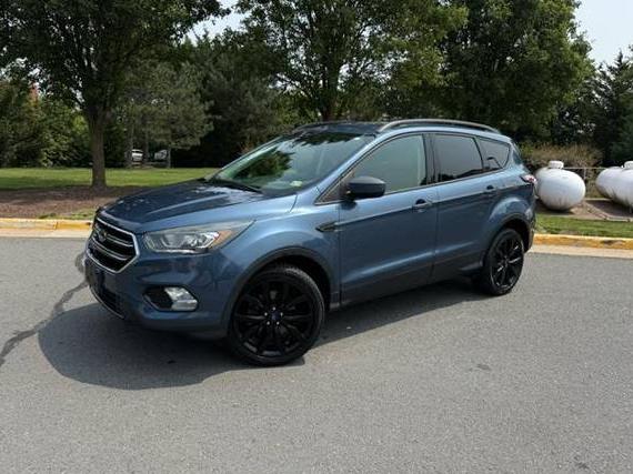 FORD ESCAPE 2018 1FMCU9GD5JUB98062 image