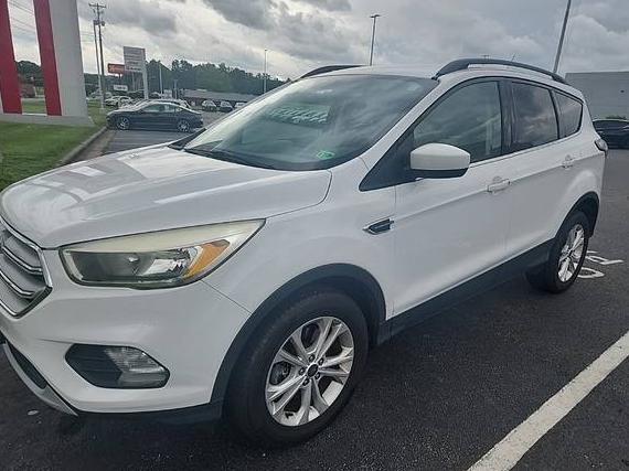 FORD ESCAPE 2018 1FMCU9GD4JUA51179 image