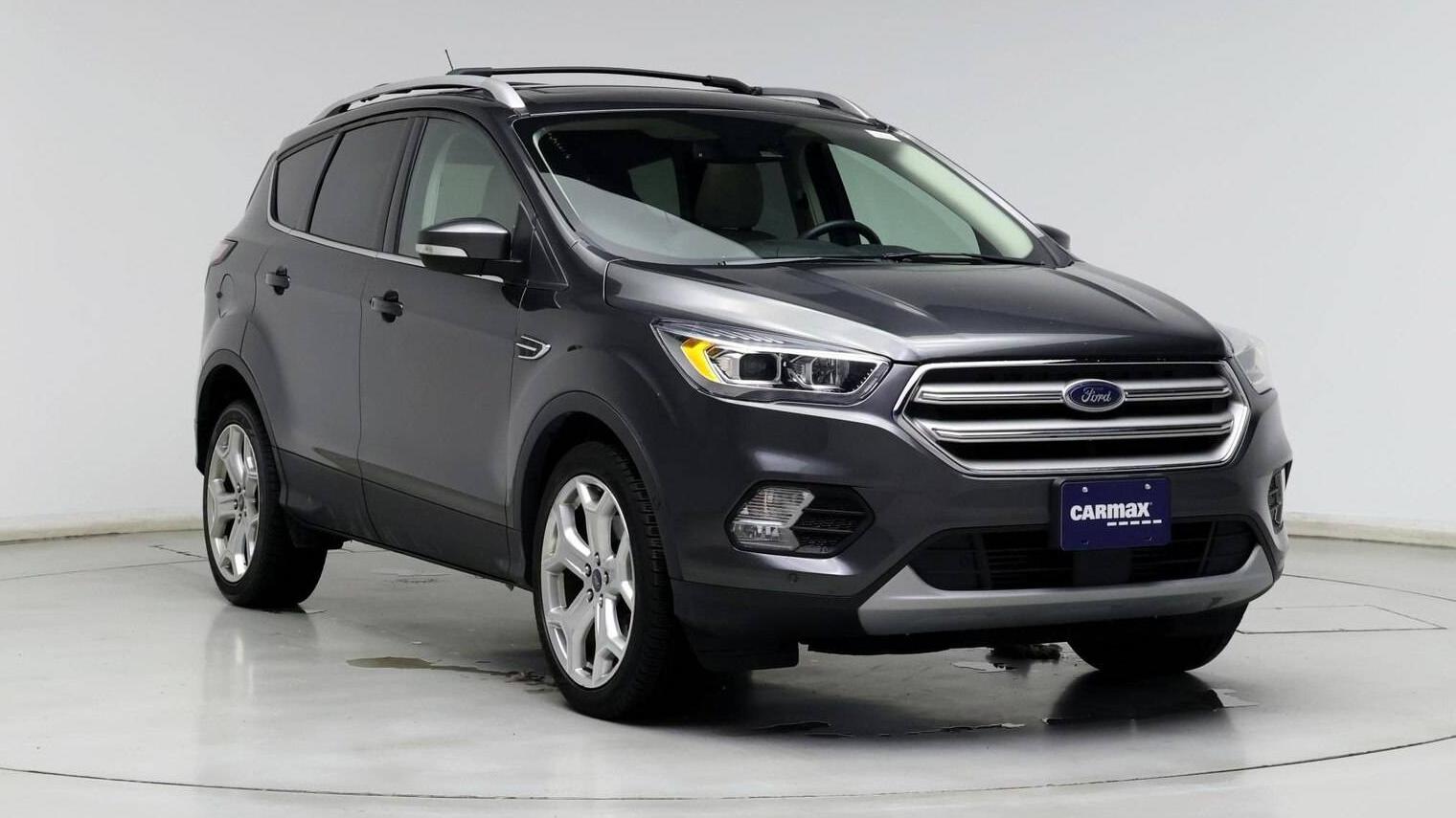 FORD ESCAPE 2018 1FMCU9J9XJUD42015 image