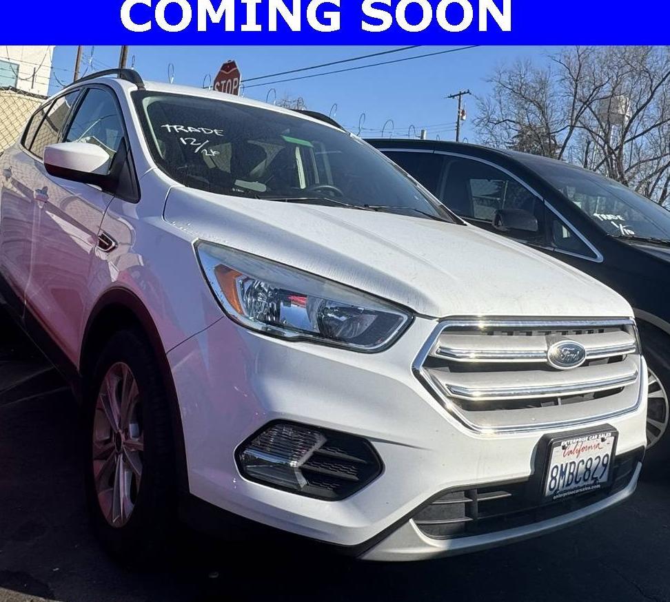 FORD ESCAPE 2018 1FMCU9GD8JUB29012 image