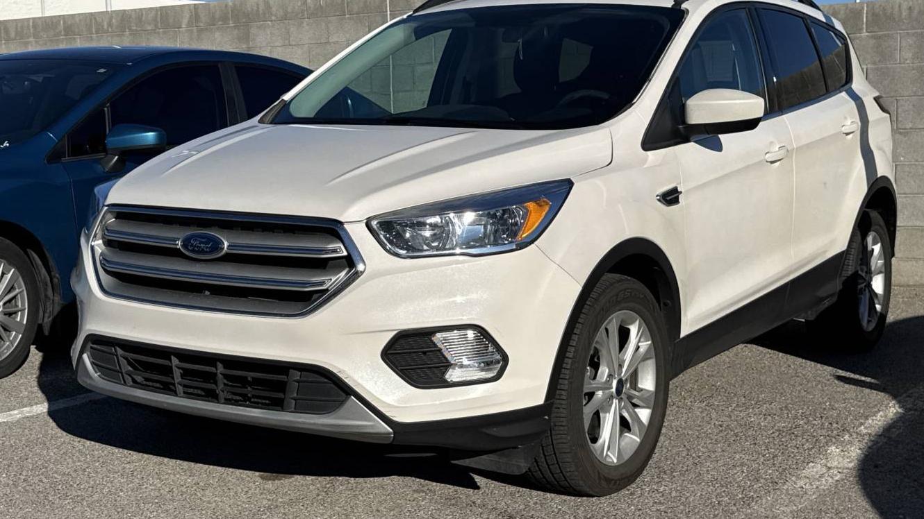 FORD ESCAPE 2018 1FMCU0GD3JUD51405 image