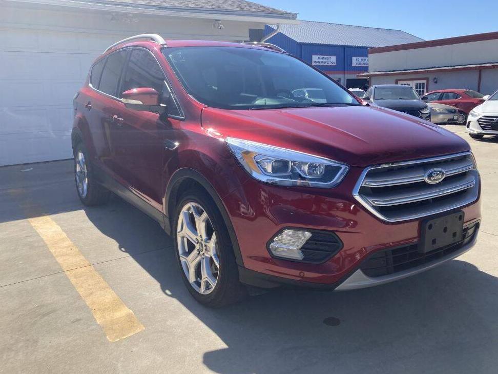 FORD ESCAPE 2018 1FMCU0J90JUC33865 image