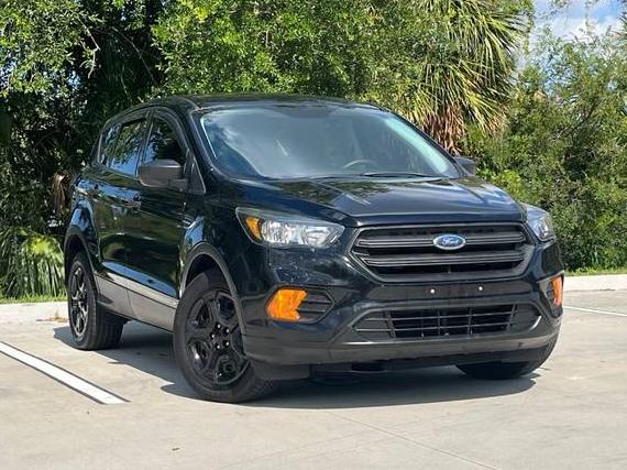 FORD ESCAPE 2018 1FMCU0F72JUB91965 image