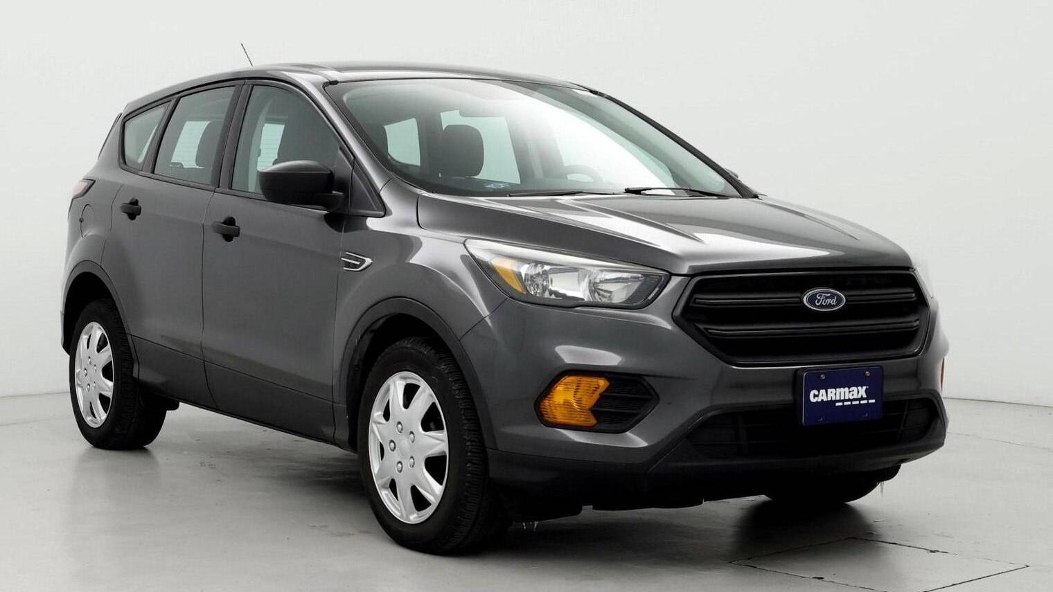 FORD ESCAPE 2018 1FMCU0F70JUA64048 image