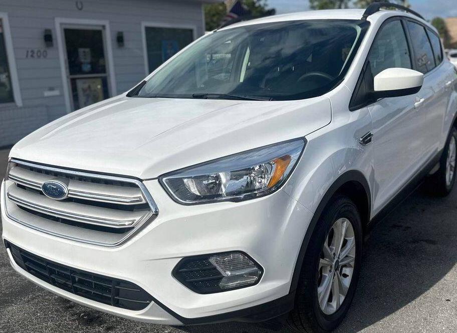 FORD ESCAPE 2018 1FMCU9GD8JUC39476 image