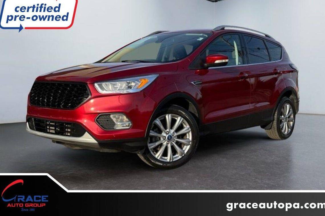 FORD ESCAPE 2018 1FMCU9J99JUD27196 image