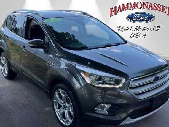 FORD ESCAPE 2018 1FMCU9J93JUB01249 image