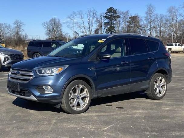 FORD ESCAPE 2018 1FMCU9J96JUC54904 image