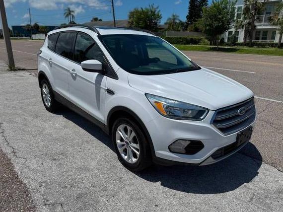 FORD ESCAPE 2018 1FMCU0GD4JUA73372 image