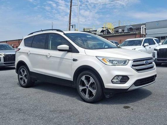 FORD ESCAPE 2018 1FMCU9HD9JUB34511 image