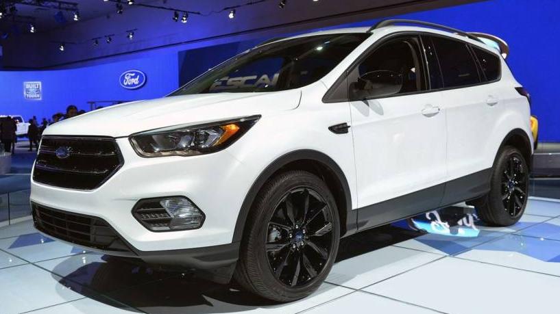 FORD ESCAPE 2018 1FMCU0GD4JUD61165 image