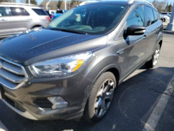 FORD ESCAPE 2018 1FMCU9J96JUB99743 image