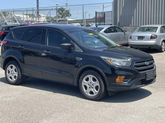 FORD ESCAPE 2018 1FMCU0F73JUA33991 image