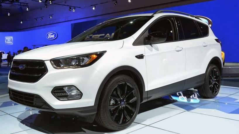 FORD ESCAPE 2018 1FMCU0GD7JUA57943 image