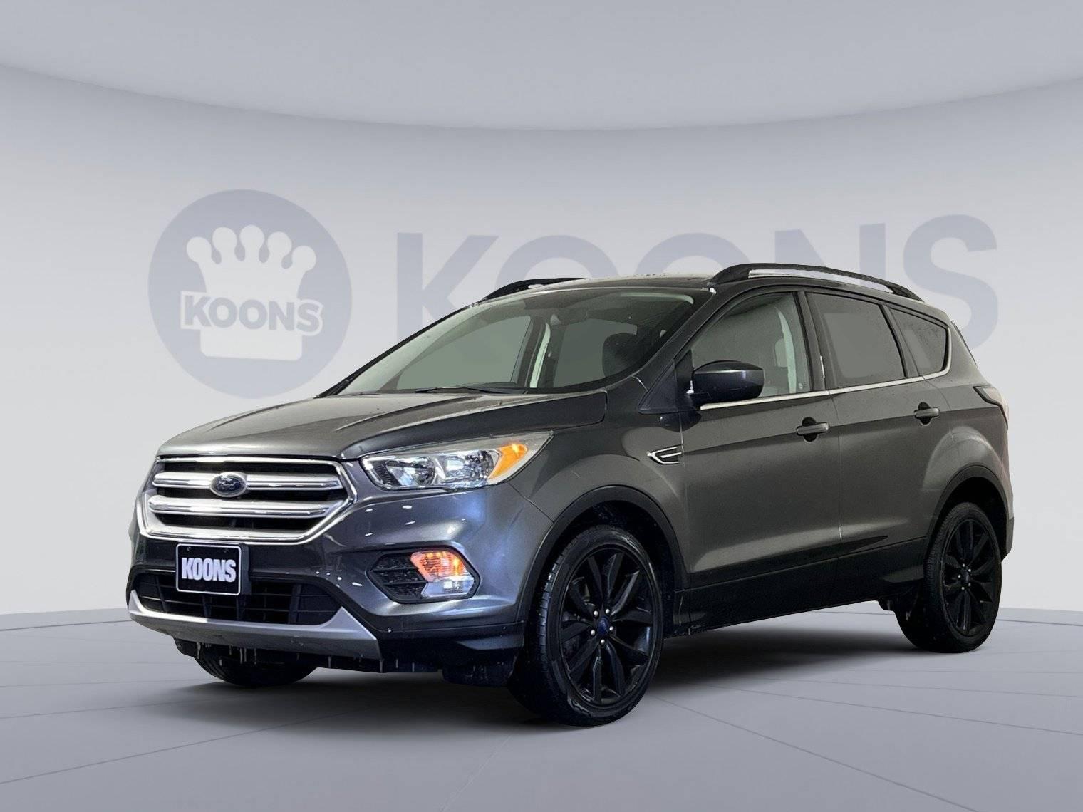 FORD ESCAPE 2018 1FMCU9GD1JUB07045 image