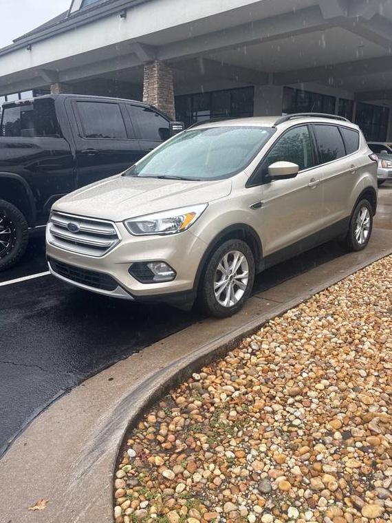 FORD ESCAPE 2018 1FMCU0GD5JUC54741 image