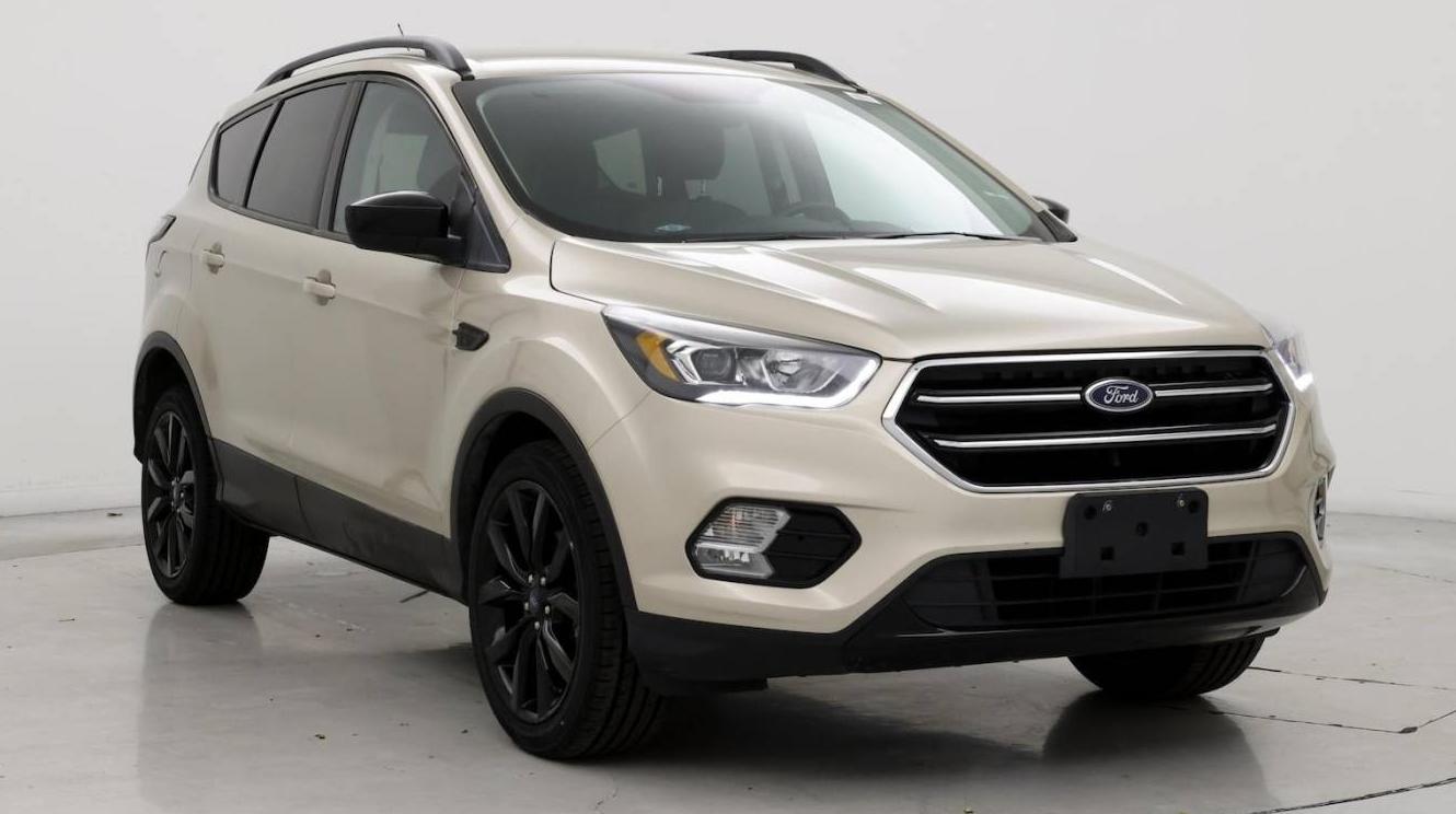 FORD ESCAPE 2018 1FMCU0GD2JUD51377 image