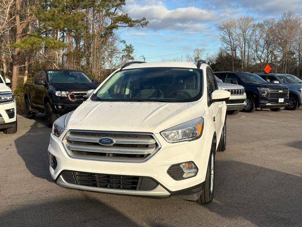 FORD ESCAPE 2018 1FMCU0GD1JUD33744 image