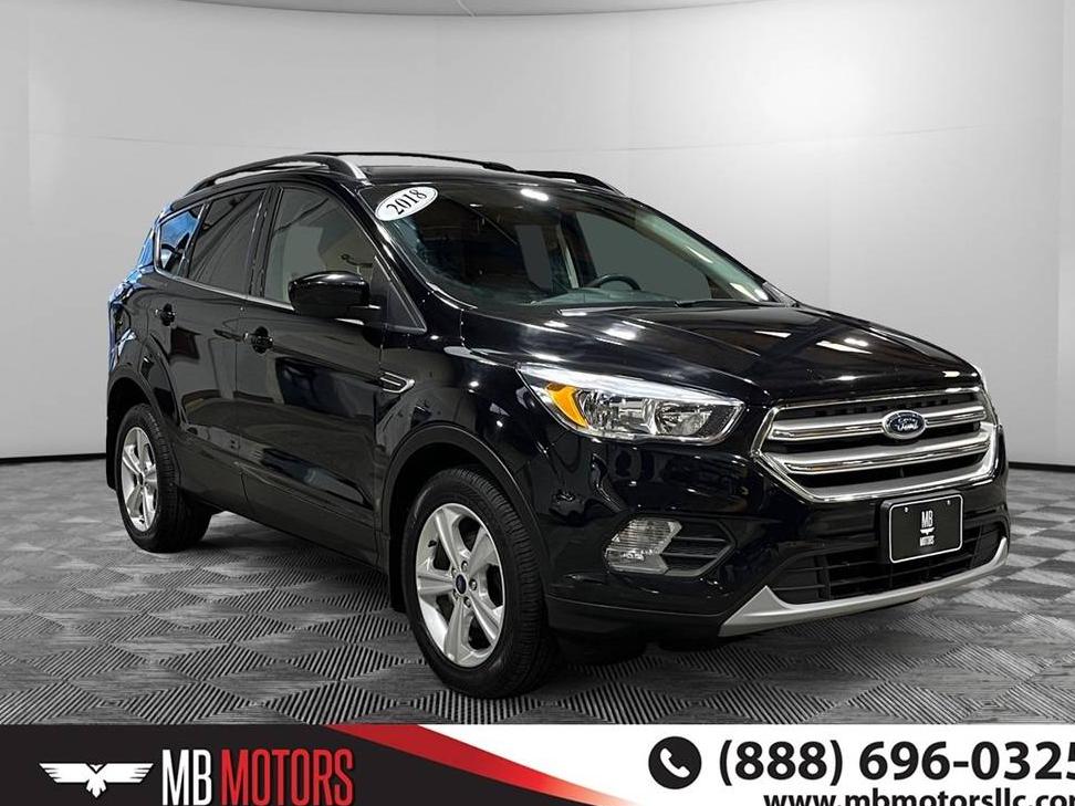 FORD ESCAPE 2018 1FMCU0GD9JUC52684 image