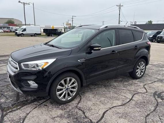 FORD ESCAPE 2018 1FMCU9J95JUB30915 image