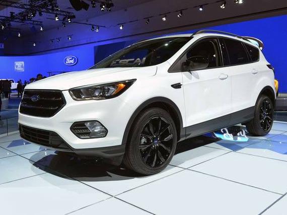 FORD ESCAPE 2018 1FMCU9HD5JUB93331 image