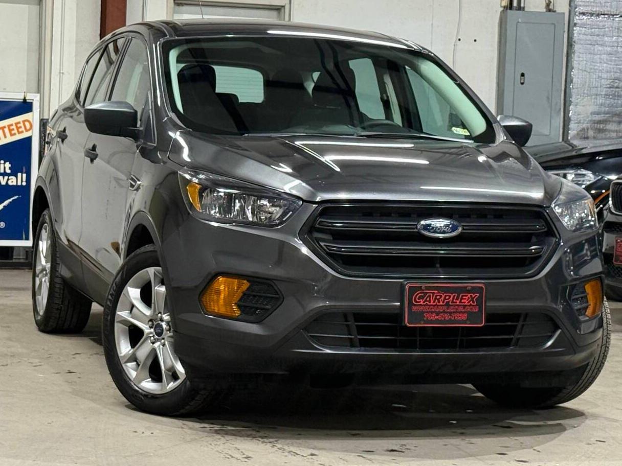 FORD ESCAPE 2018 1FMCU0F79JUC71151 image