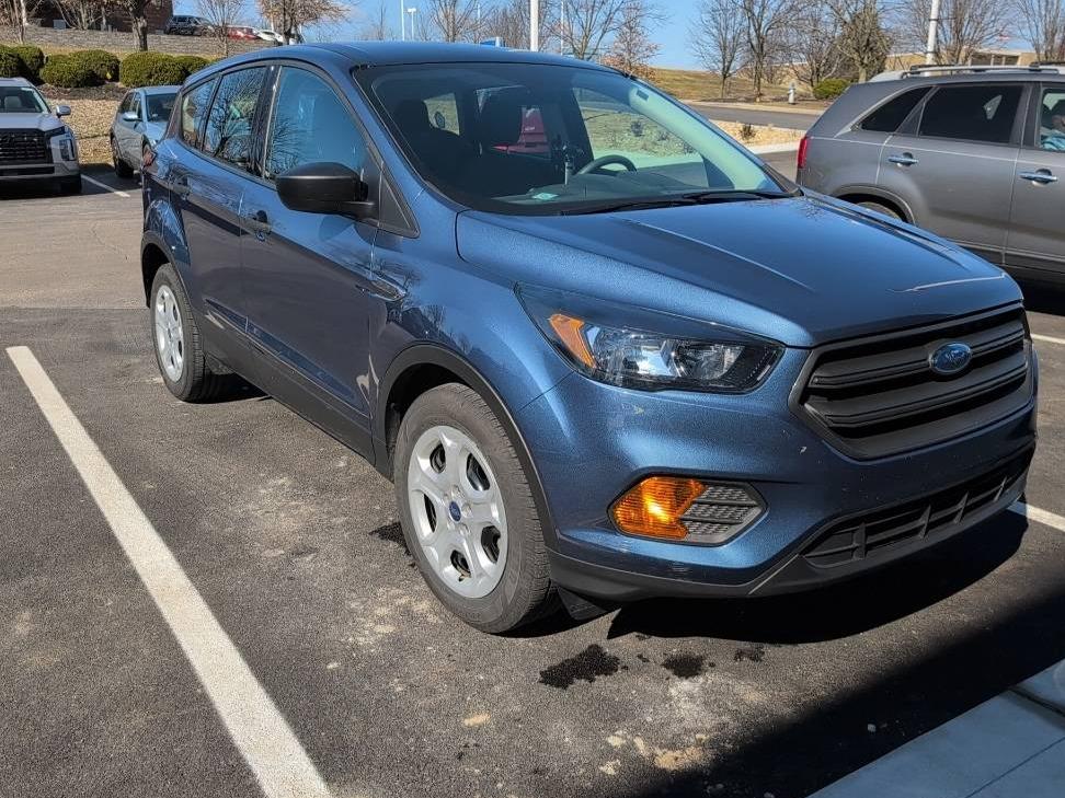 FORD ESCAPE 2018 1FMCU0F77JUC68670 image