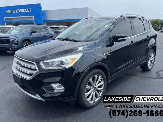 FORD ESCAPE 2018 1FMCU9J9XJUC64240 image
