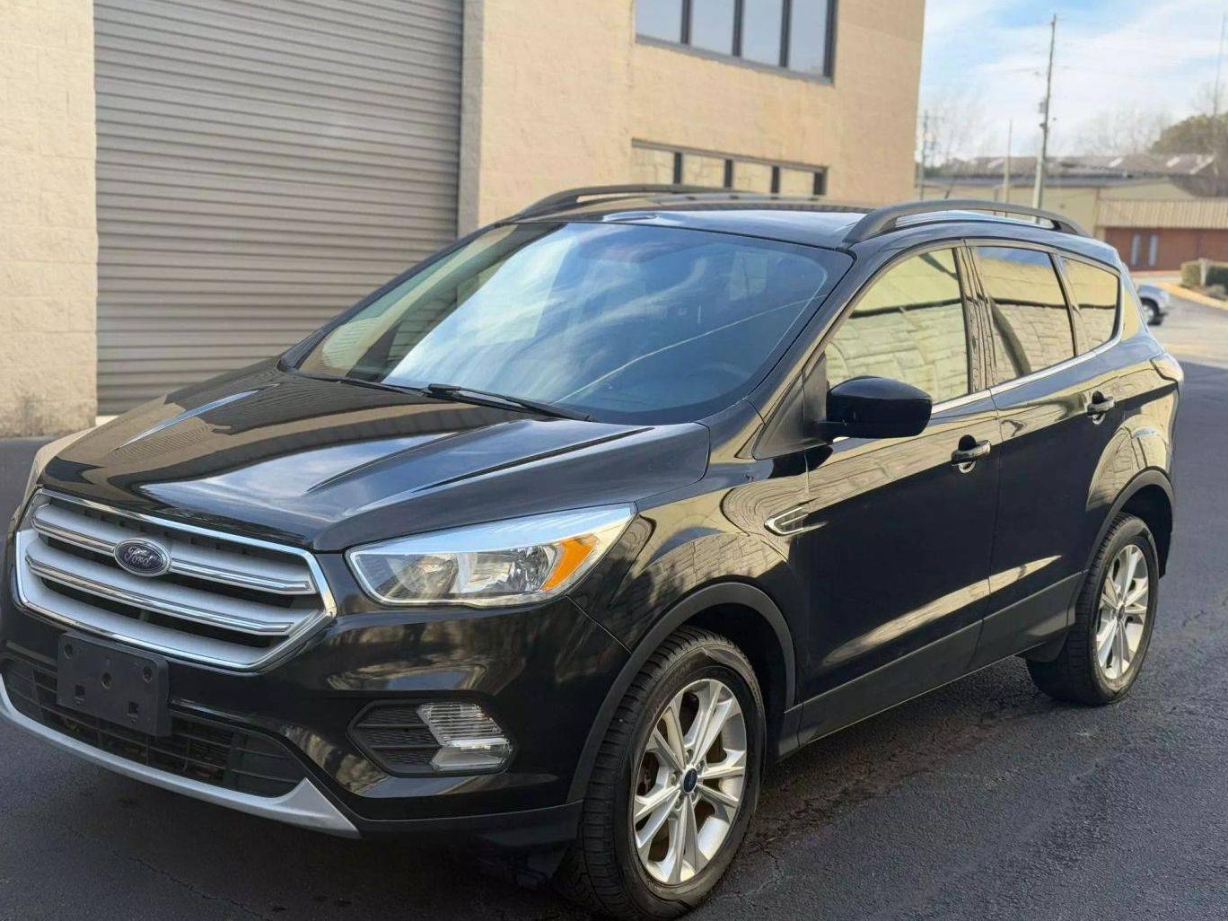 FORD ESCAPE 2018 1FMCU9GD2JUA65985 image