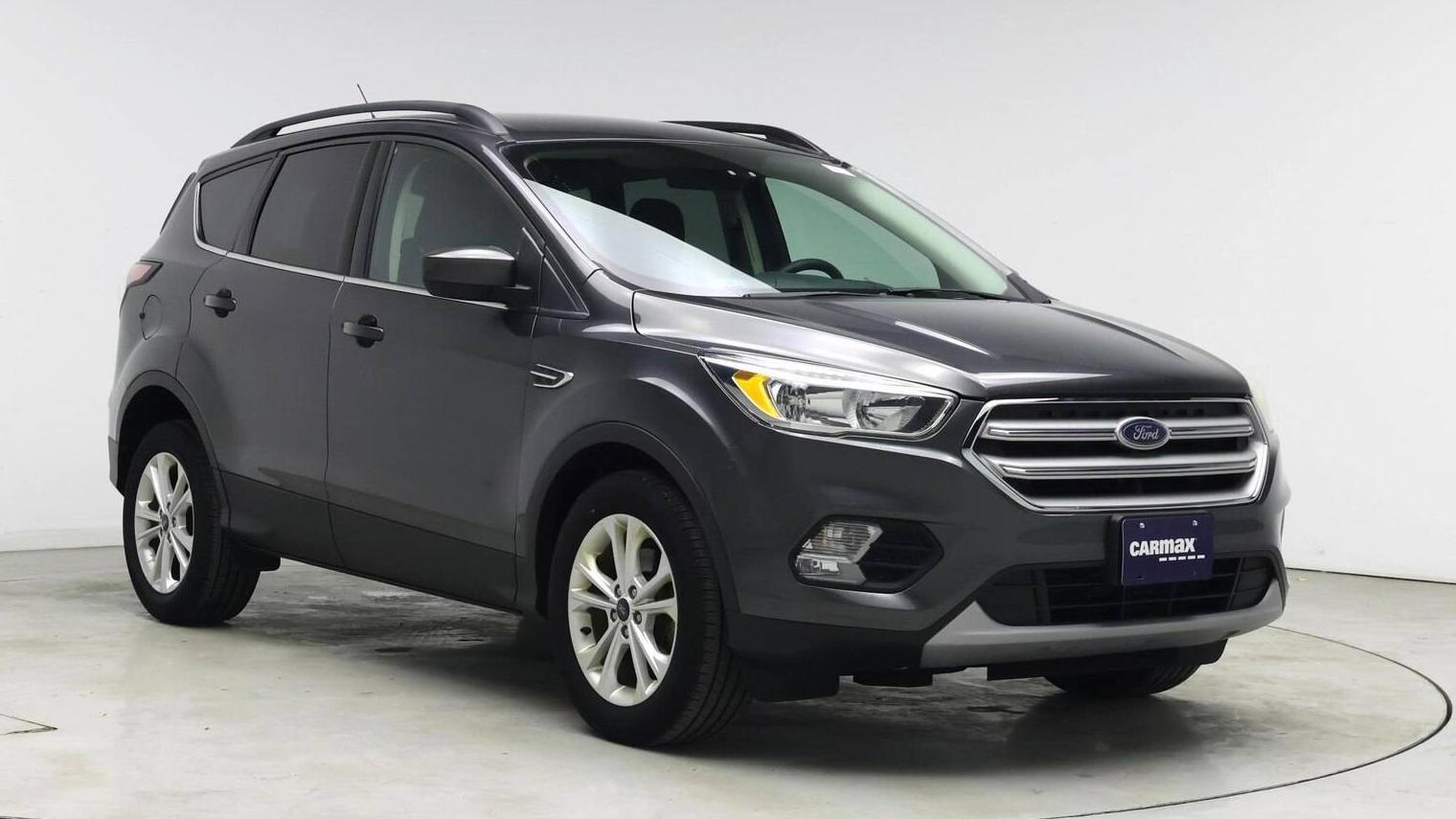 FORD ESCAPE 2018 1FMCU0GDXJUB06410 image