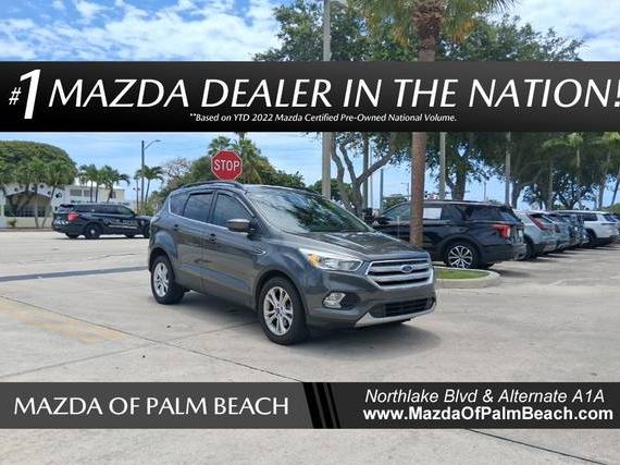 FORD ESCAPE 2018 1FMCU0GD1JUA73197 image